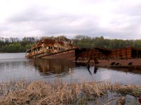 Кораблі річкового флоту у Чорнобилі